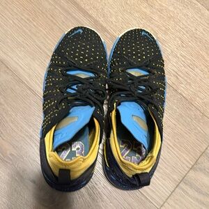Nike LeBron 18